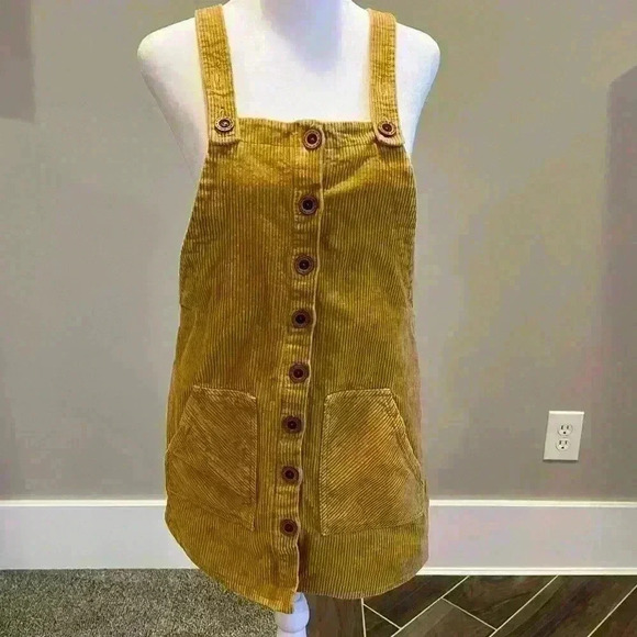 Forever 21 size small Tan corduroy mini dress with pockets - Picture 1 of 10